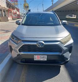 تۆیۆتا ڕاڤ 4